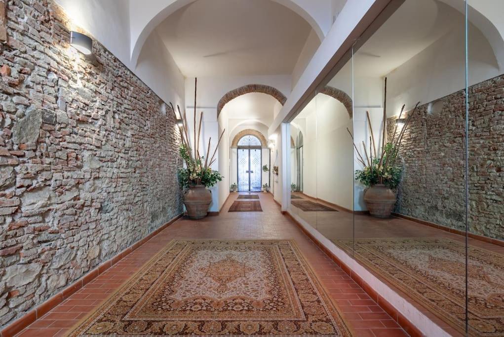 Midtown Apartment Πίζα Εξωτερικό φωτογραφία